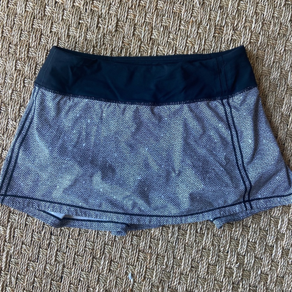 Lululemon Pace Rival mid-rise mini skirt